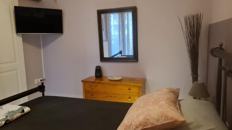 TV and multimedia, Bedroom