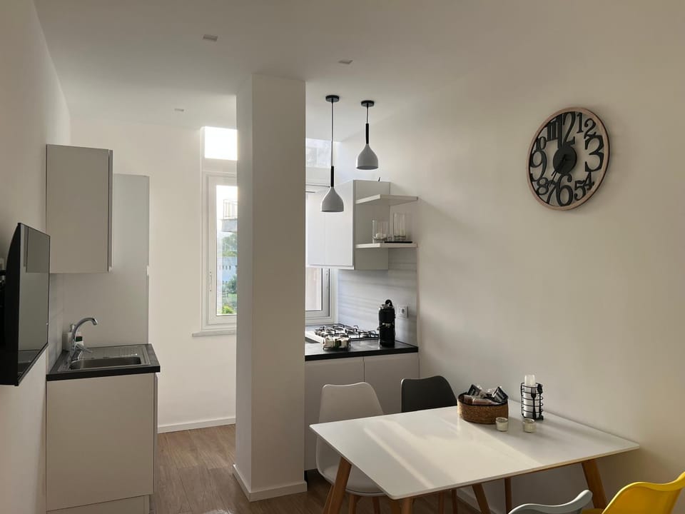 TV and multimedia, Kitchen or kitchenette, Dining area, pet friendly, stove