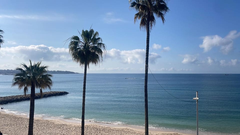 Azur Studio Riviera Stay Apartment in Antibes