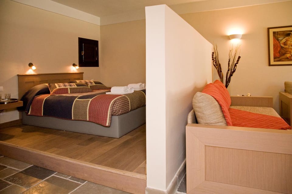 Bed, Living room