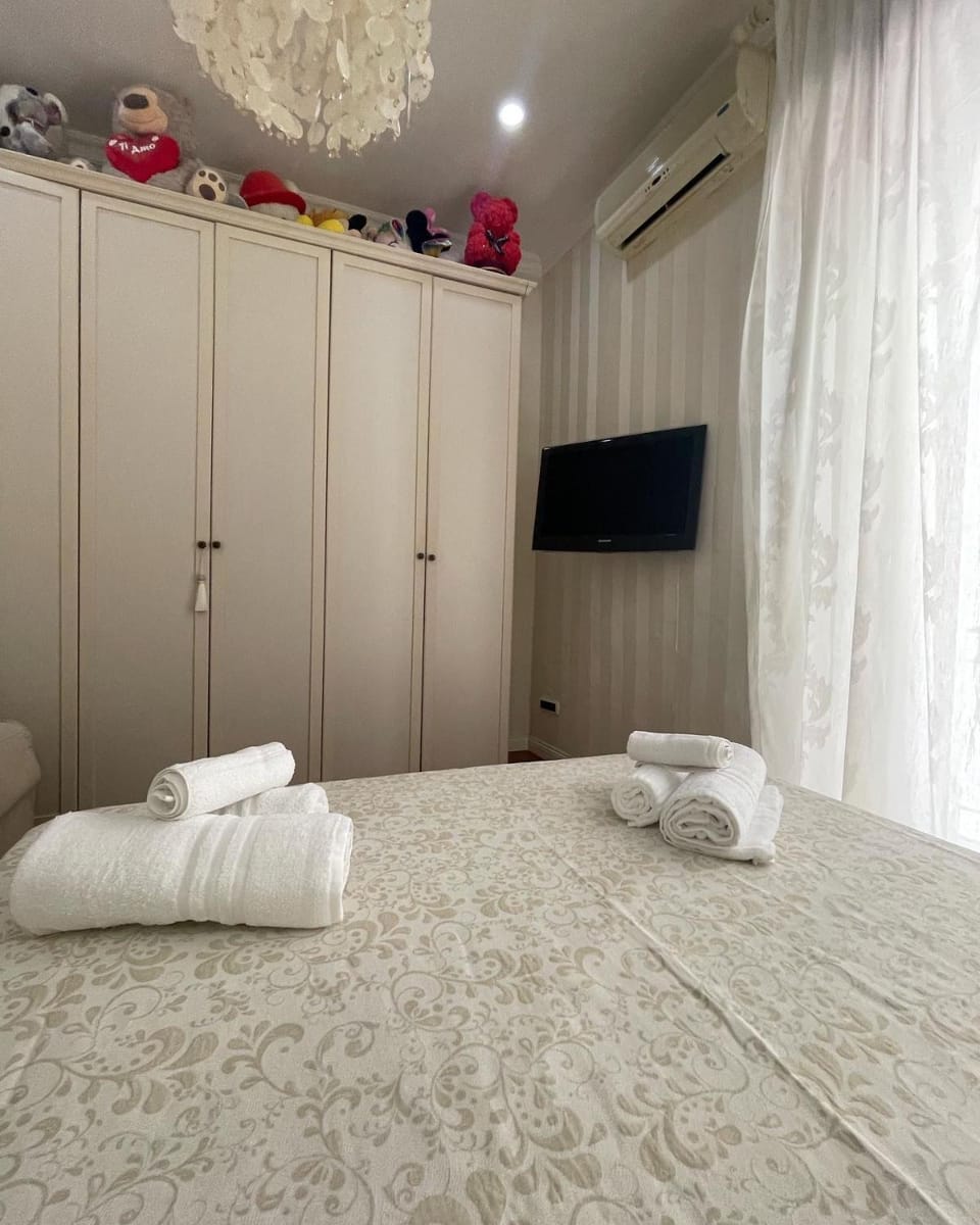 TV and multimedia, towels