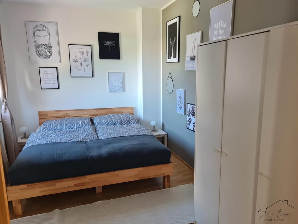 Bed, Bedroom, wardrobe