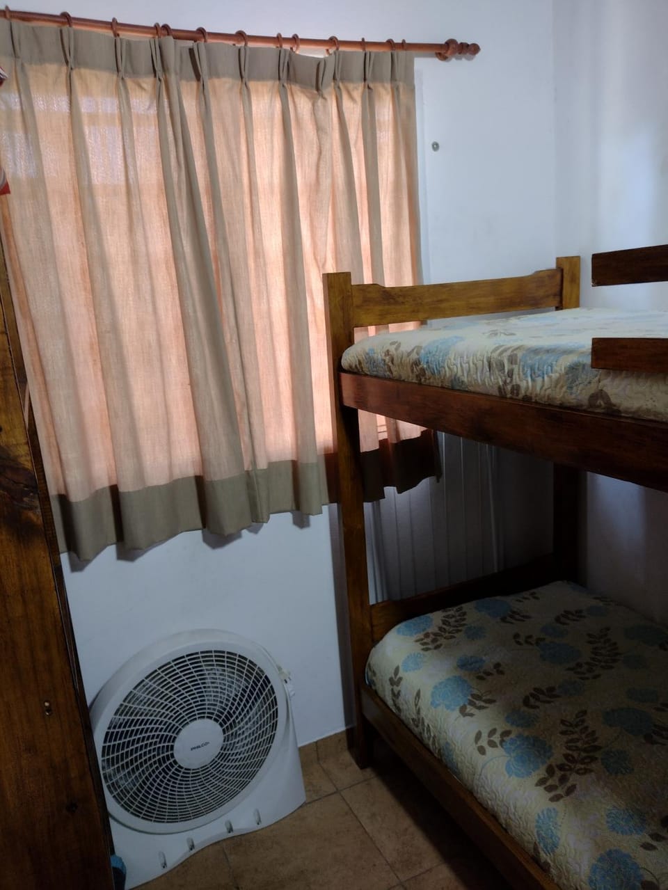 Departamento "Juana"para 4 personas 2 cuartos con garage en Santa Teresita Apartment in Santa Teresita