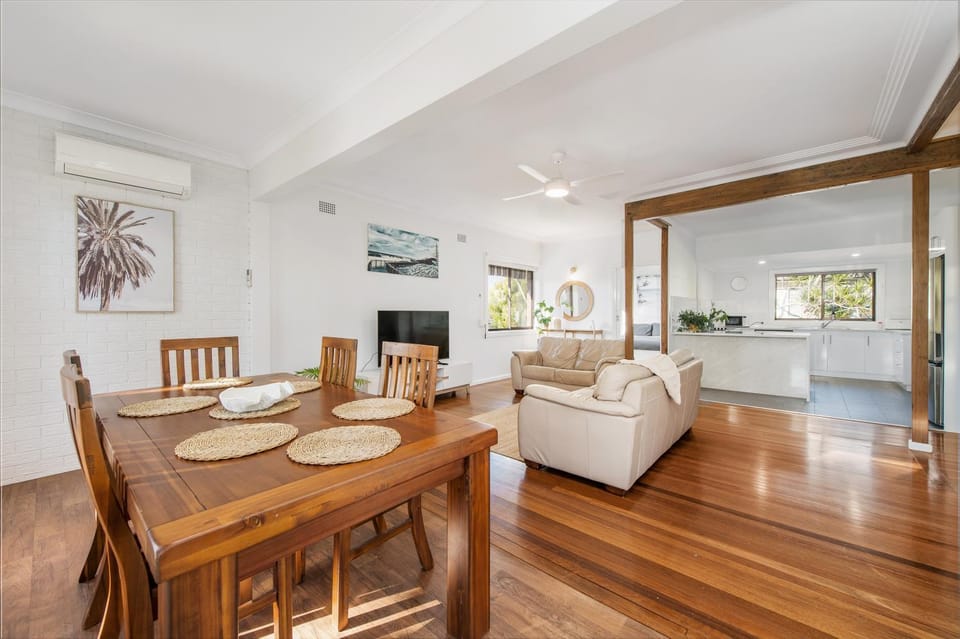 Living room, Other, Seating area, Dining area