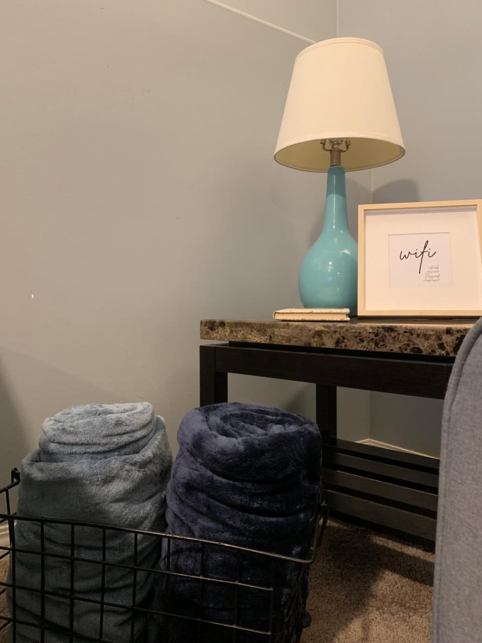 Cozy Basement Suite close to Downtown,Edmonton House in Edmonton