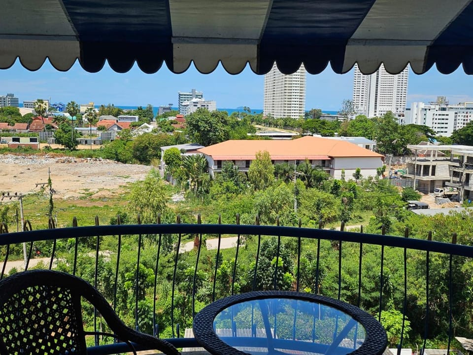 View (from property/room), Balcony/Terrace
