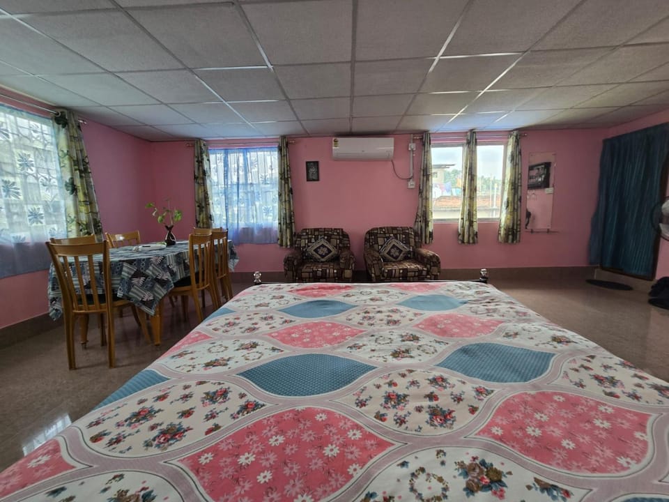 Hrishi's Terrace Home. Apartment in Bangladesh
