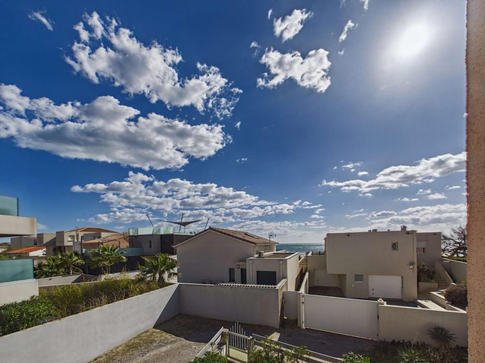 Grau d'Agde : Appartement T2 à 150m plage, parking, 4 pers - FR-1-423-288 Apartment in Agde