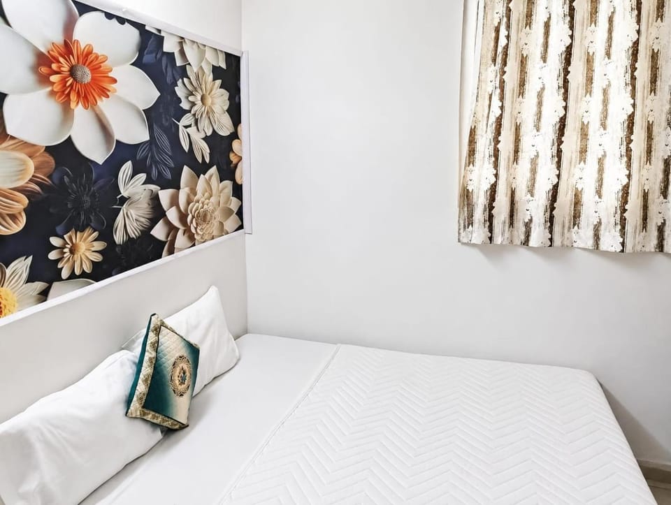 Bed, View (from property/room), Bedroom, Area and facilities