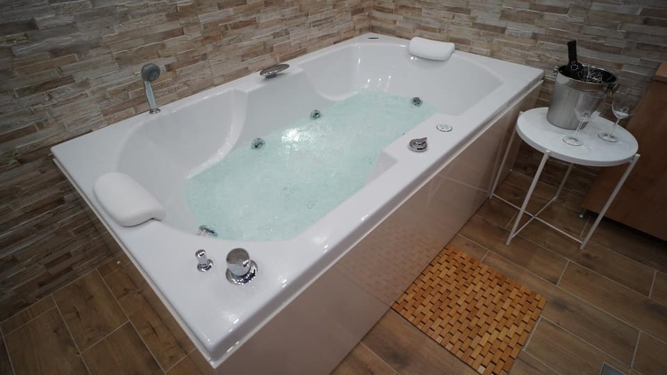 President 034 Royal Spa Apartment in Serbia