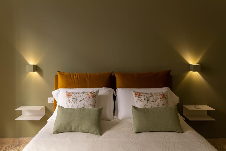 Decorative detail, Bedroom