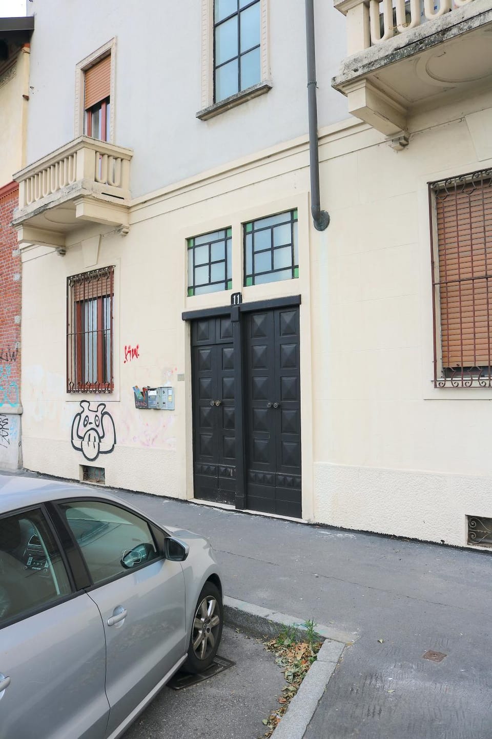 Property building, Facade/entrance, Neighbourhood