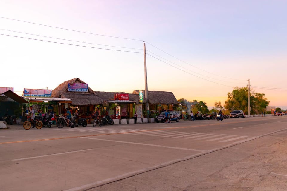 Restaurant/places to eat, On-site shops, Street view