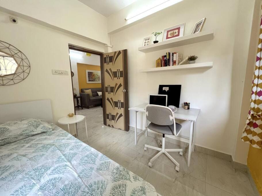 Bed, Bedroom