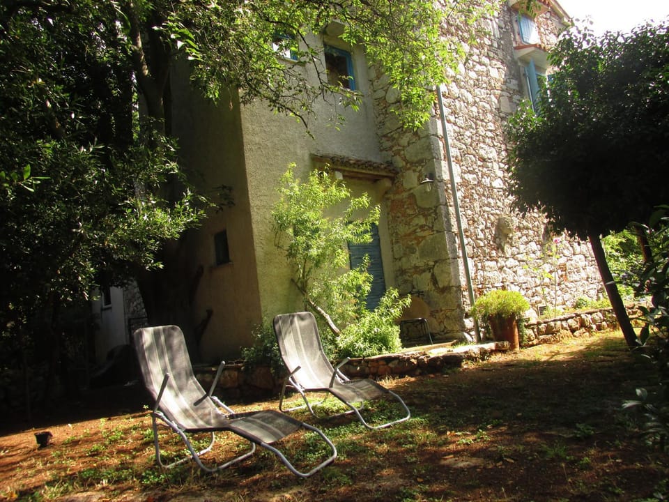 Garden, Garden view