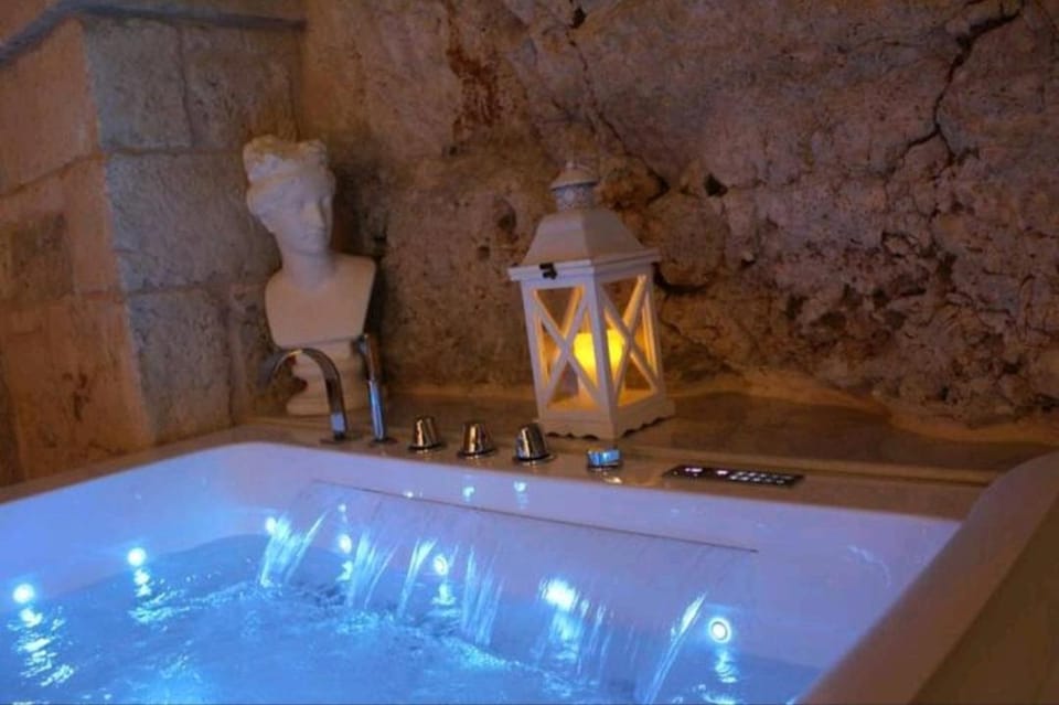 GB Grotta Bianca House in Ostuni