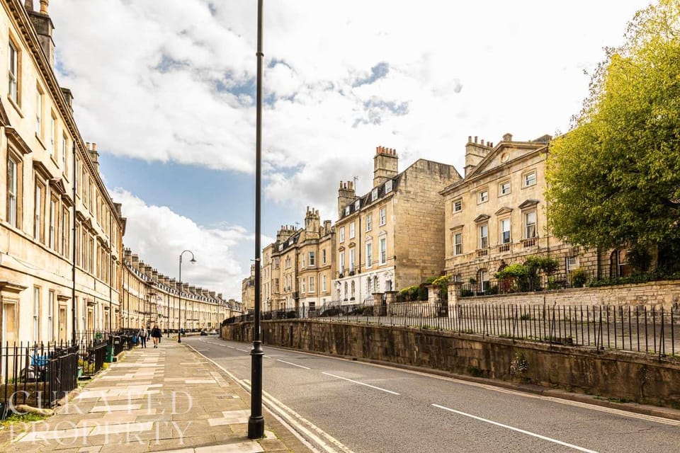 The Admirals House - Central Bath & Free Parking House in Bath