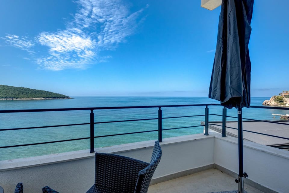 Sea Breeze Apartment Apartment in Ulcinj Municipality