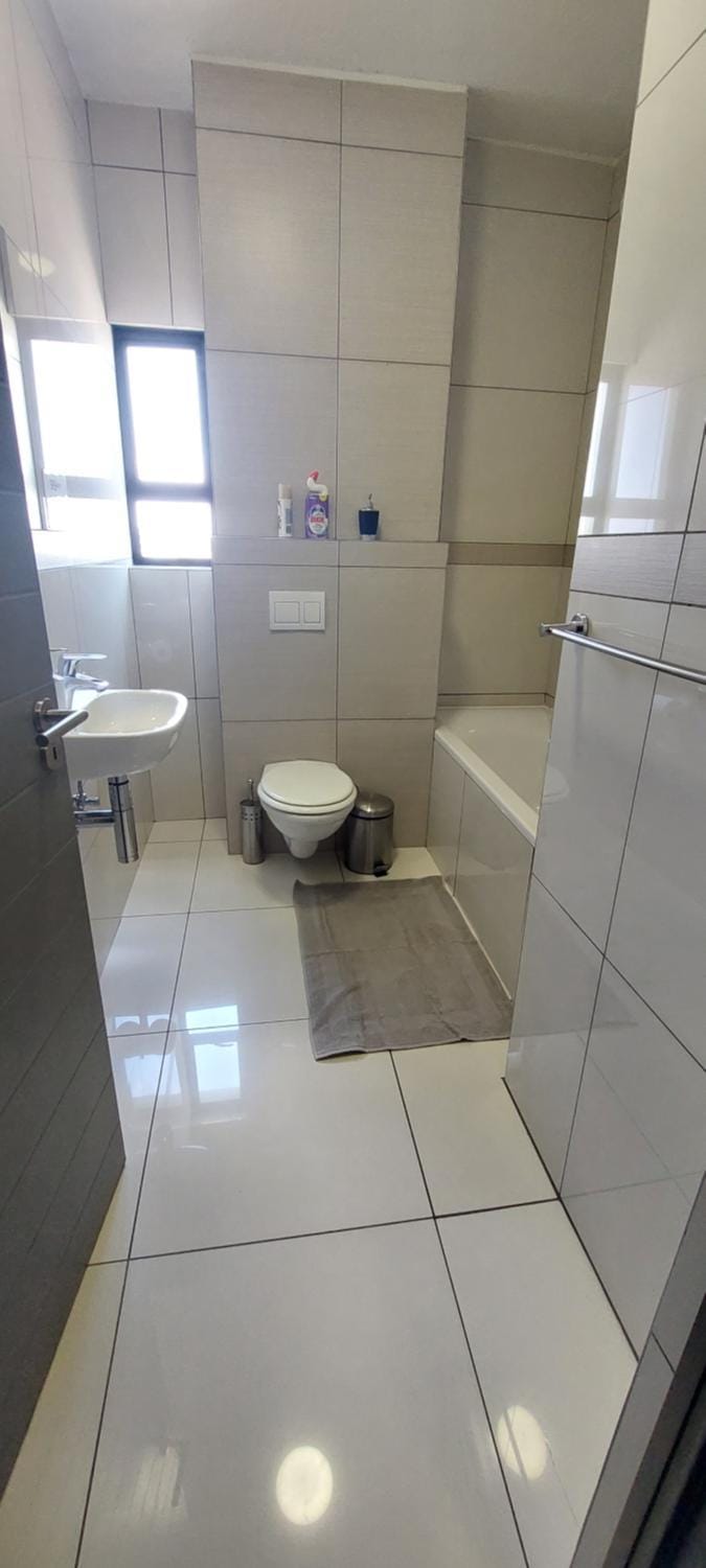 Bee's Central Hideout Apartment in Windhoek