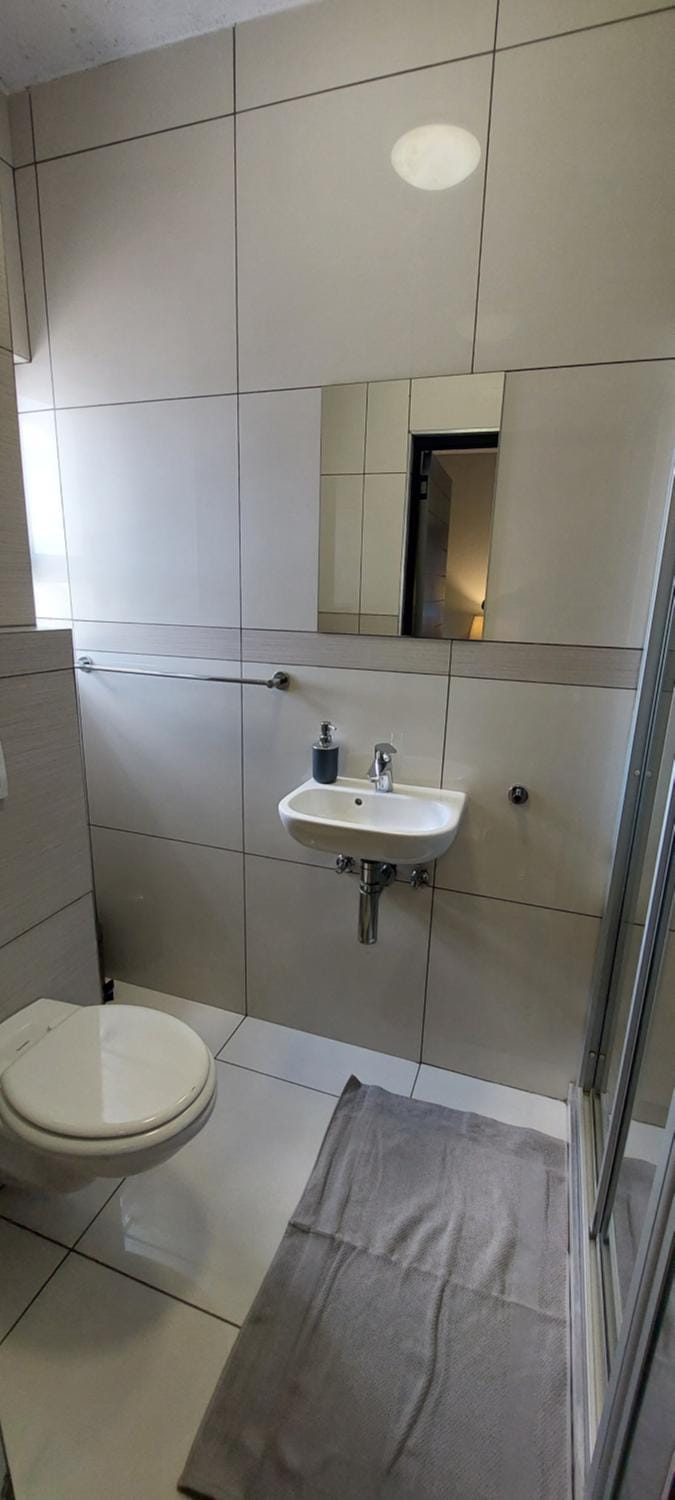 Bee's Central Hideout Apartment in Windhoek