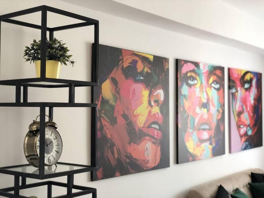 DreamLux DM With Parking Apartment in Skopje