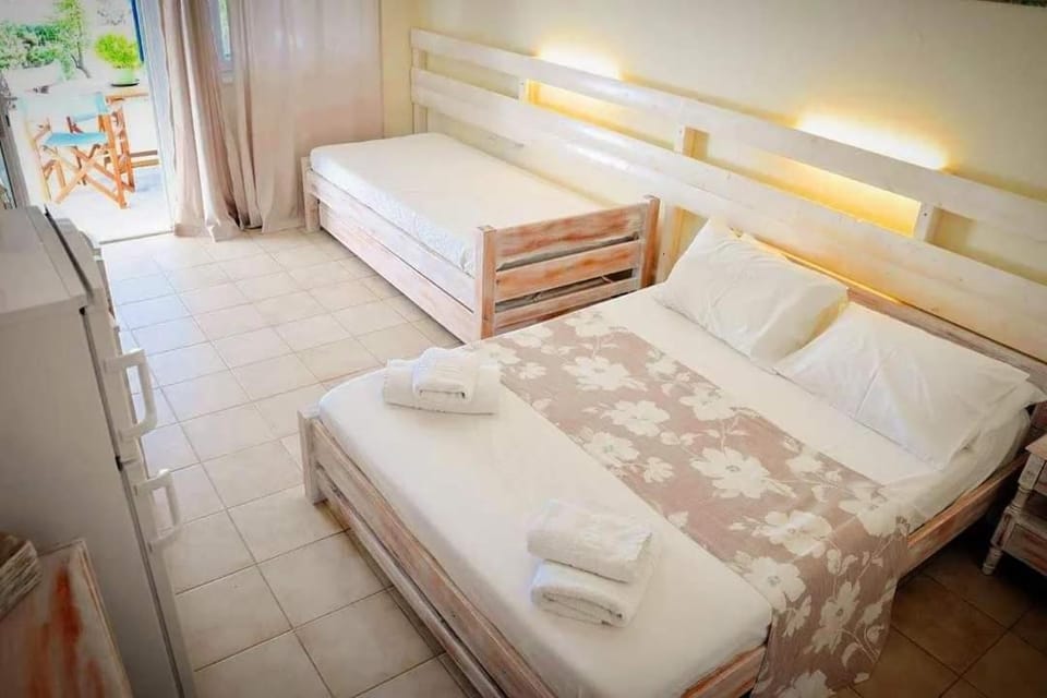 Peaceful Bay Bed and Breakfast in Decentralized Administration of the Aegean