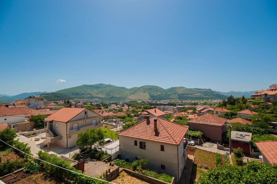 Neighbourhood, City view