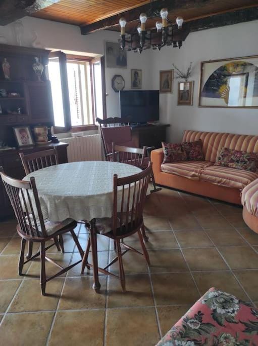 Appartamento vista sul lago Apartment in Canton of Ticino