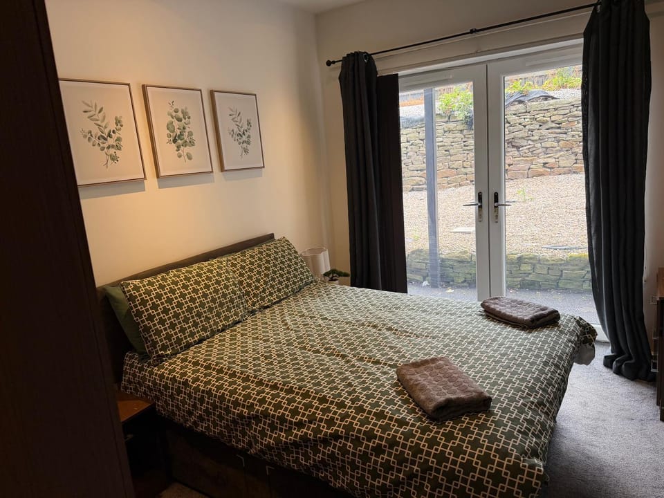 Contemporary apartment Great Location with private car park Apartment in Keighley