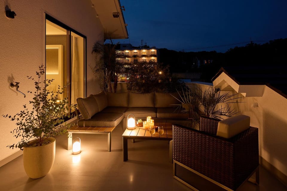 Night, View (from property/room), Balcony/Terrace