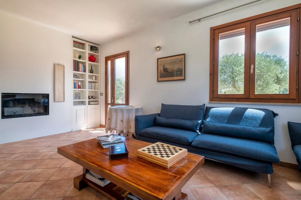 Property building, Living room