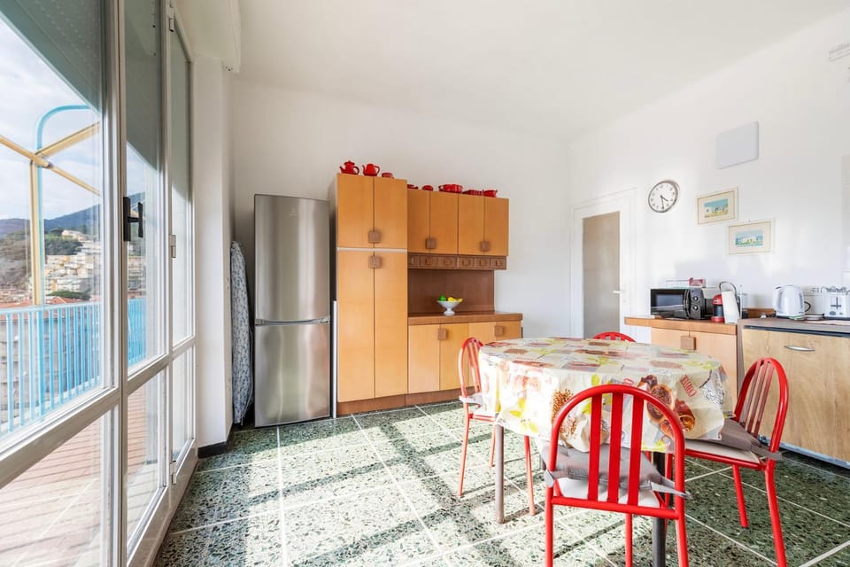 Il mare in ogni stanza, Levanto Apartment in Levanto