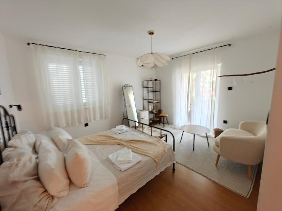 Bed, Bedroom, furniture