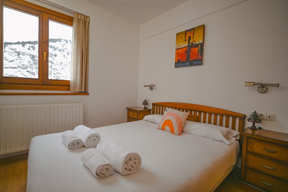 A un paso de Grandvalira I Refugio Amplio y Sereno I Solanelles Apartment in Soldeu