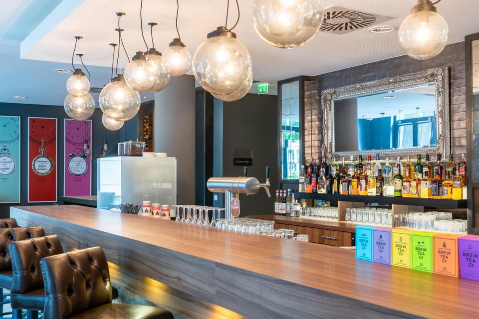 Lounge or bar
