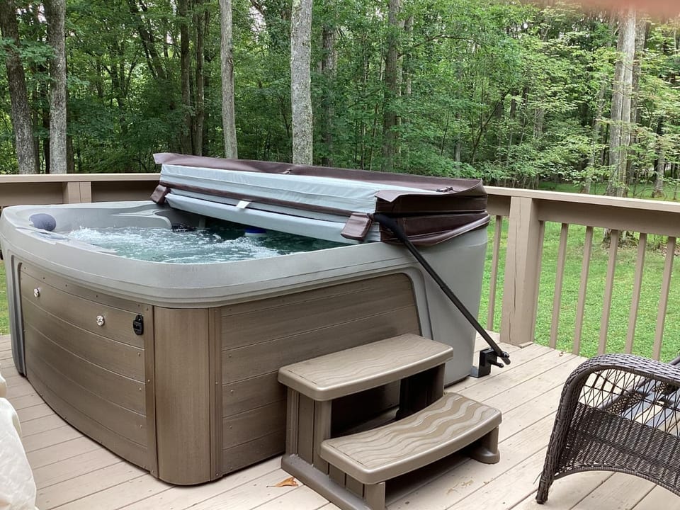 Hot Tub, Balcony/Terrace, Garden view