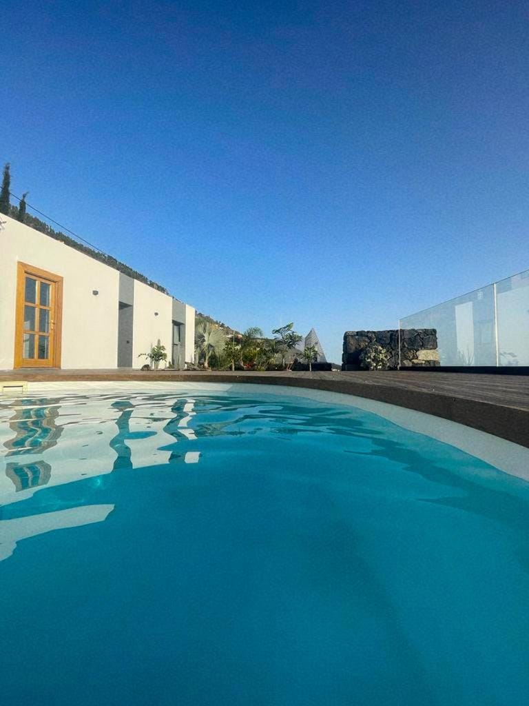 Casa El Guinche House in La Palma