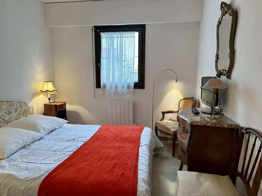 Nice Signature Carré d'Or Apartment in Nice