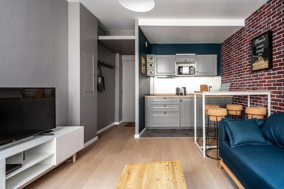 TV and multimedia, Kitchen or kitchenette, Living room, Dining area