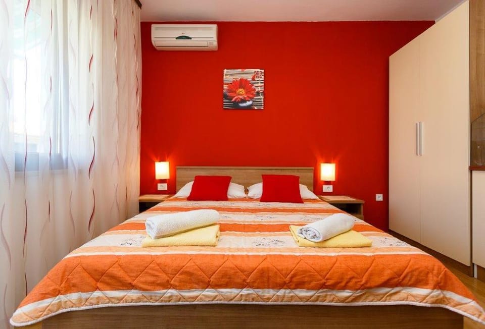 Apartmani BRAUT-Studio-ANDREA 1 with beautiful sea view Apartment in Krk