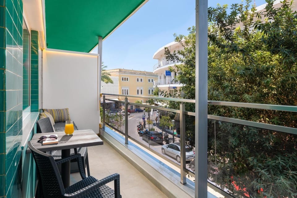 Patio, View (from property/room), Balcony/Terrace