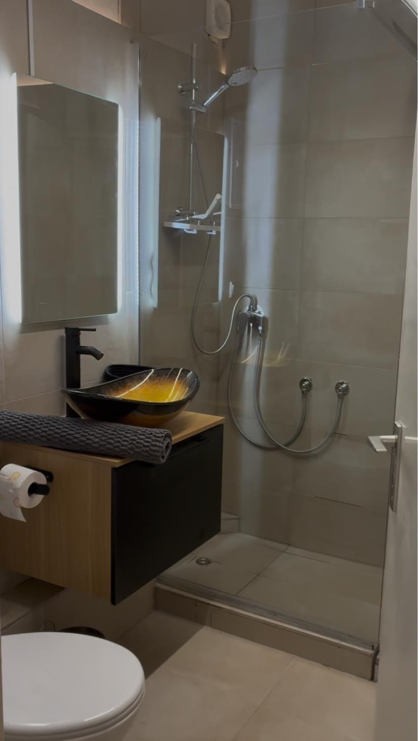 Shower, Toilet, Bathroom