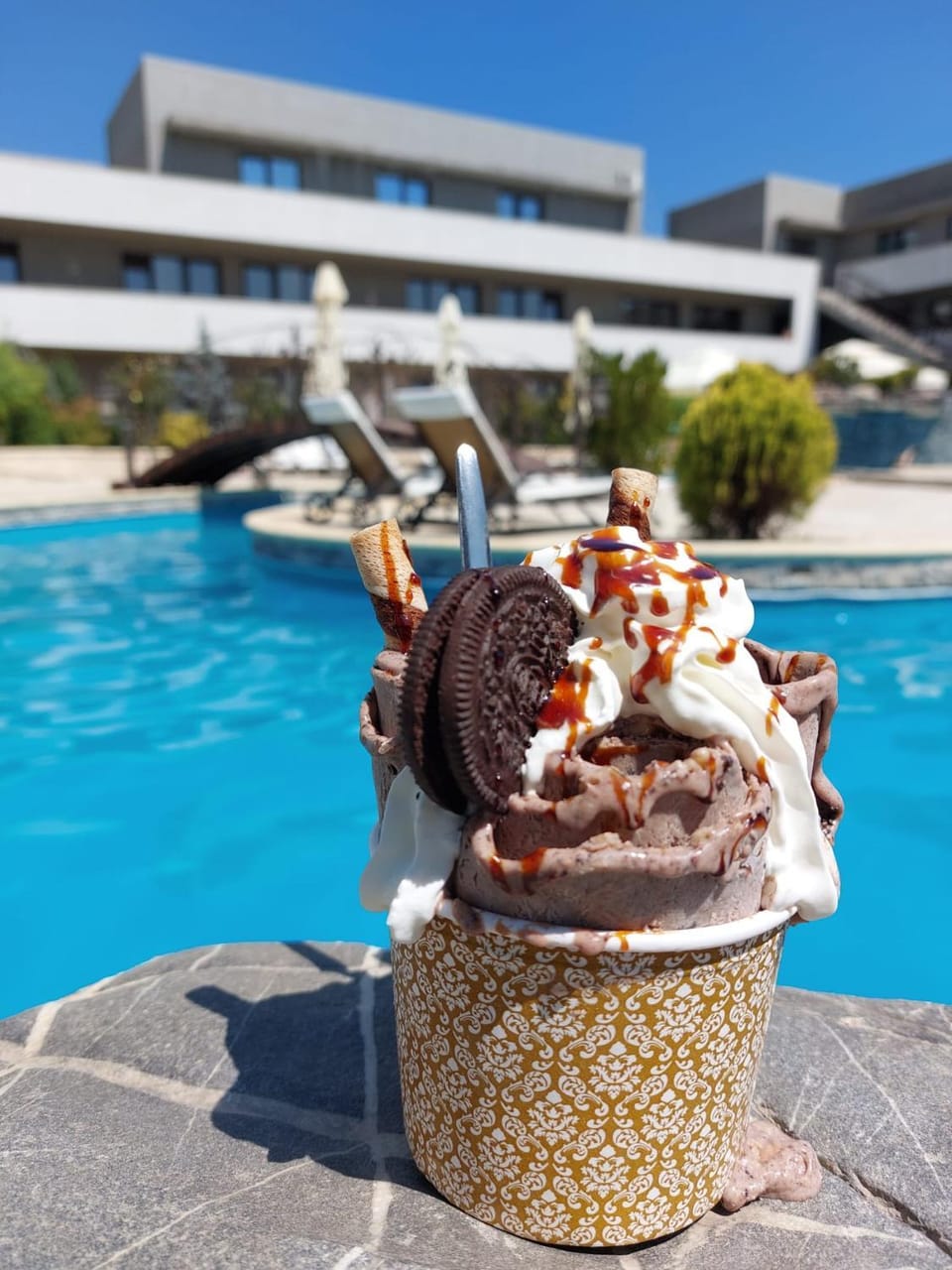 Natural landscape, Food and drinks, Food, Pool view, Swimming pool, Breakfast, Breakfast