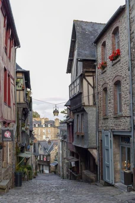 Les Remparts de Dinan . f3 intramuros. avec wifi Apartment in Brittany