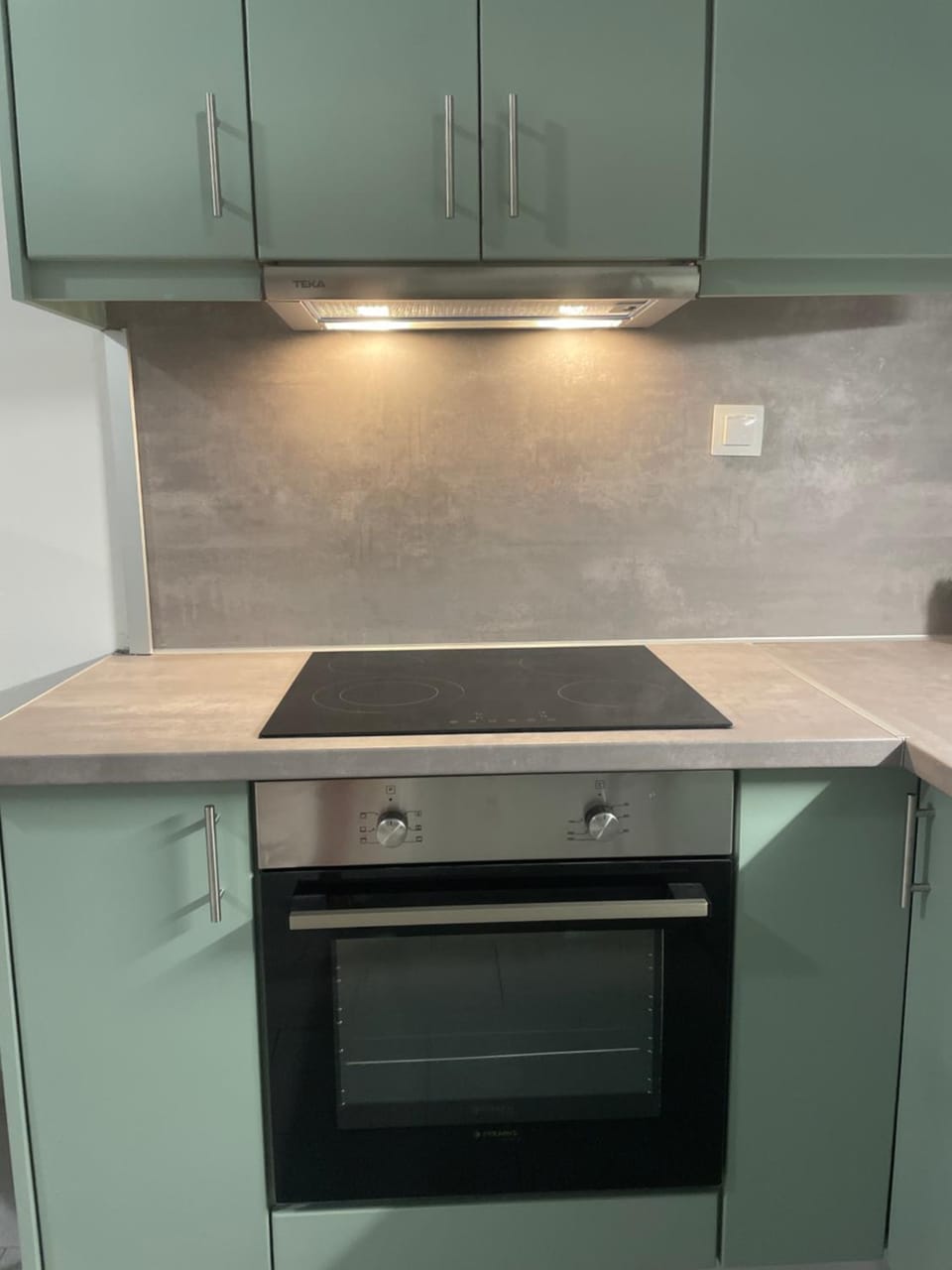 pet friendly, stove, kitchen