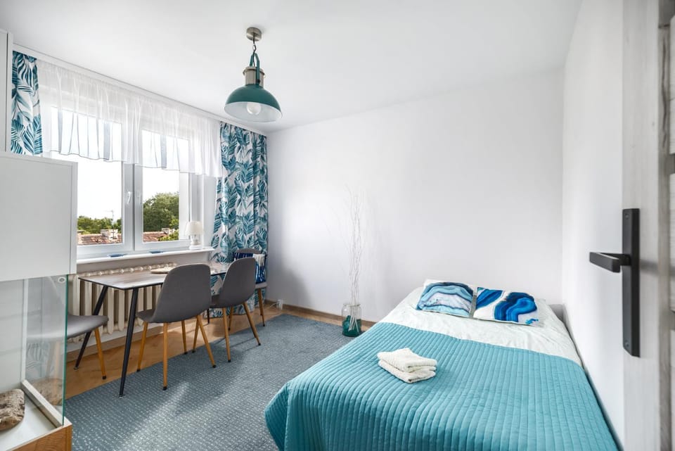 Seating area, Dining area, Bedroom, Sea view, towels