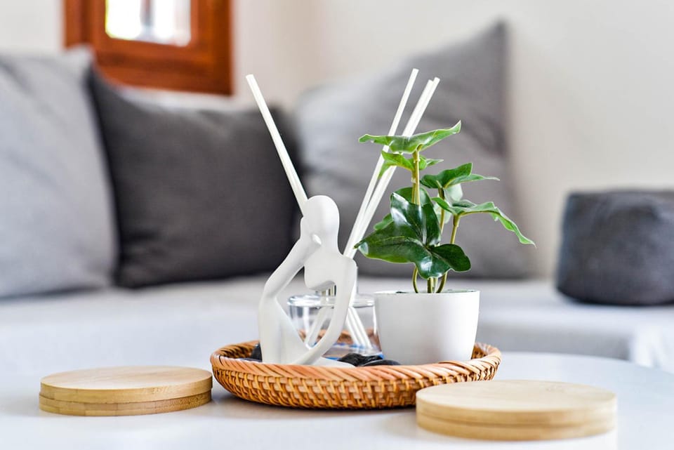 Living room, Decorative detail