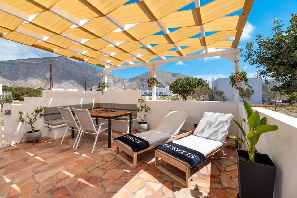Day, View (from property/room), Balcony/Terrace, Seating area, Mountain view, sunbed