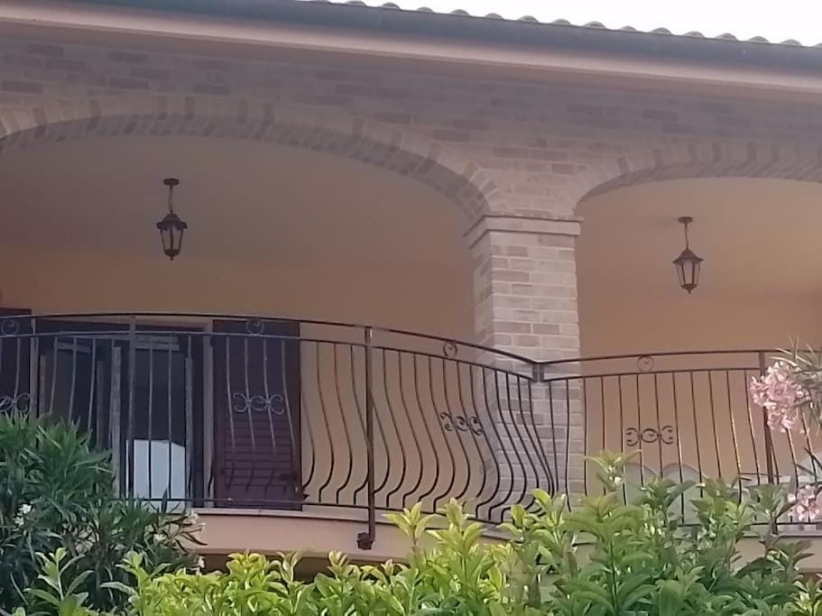 Property building, Balcony/Terrace