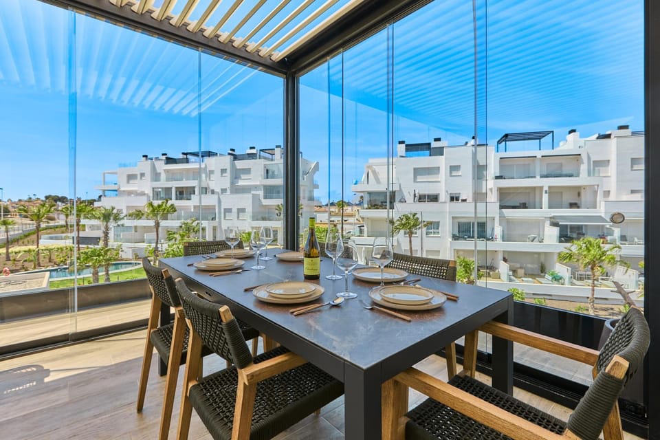 Bali Penthouse - by Welcomely Apartment in Vega Baja del Segura